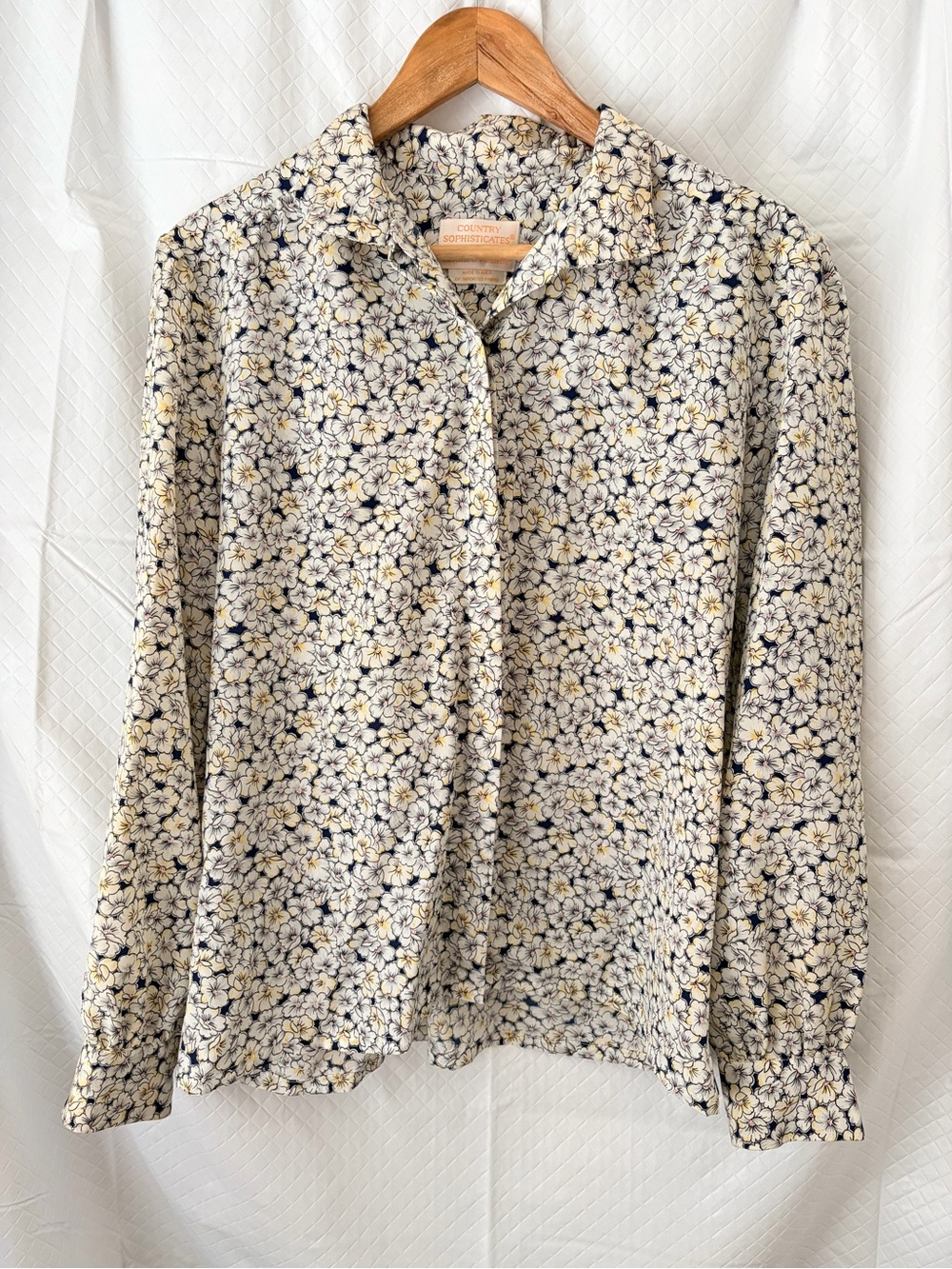 Country Road Cream Floral Button-Down Shirt with Navy & Yellow Accents